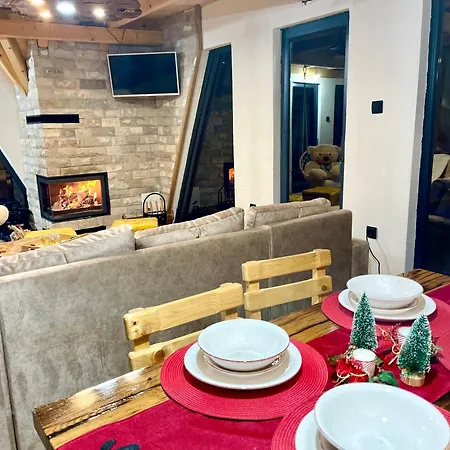 Paradise Bjelasnica Luxury With Mountain View 펜션 *